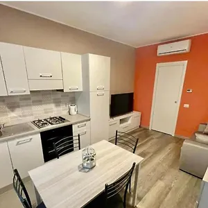 https://appartamento-in-centro-a-milano-con-a-c-wi-fi.italymilanhotels.net