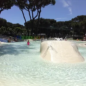 https://camping-waikiki.hotelslidodijesolo.com